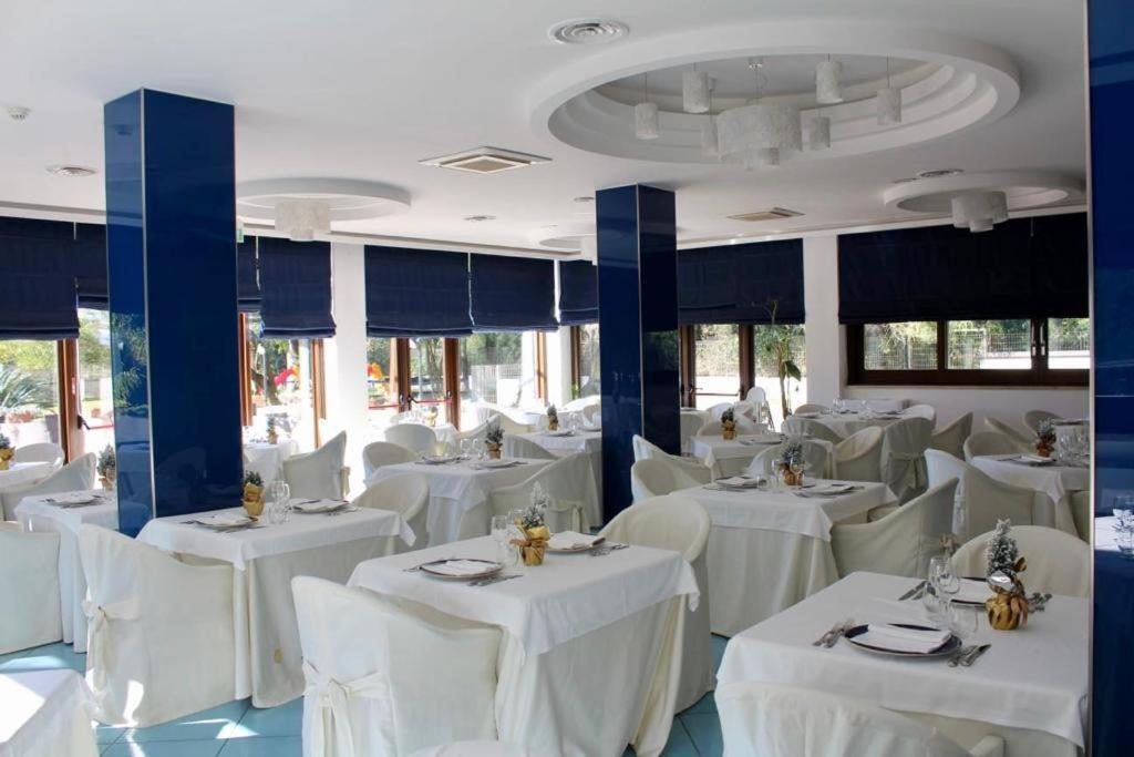 Parco Dei Principi Hotel Paestum Luaran gambar