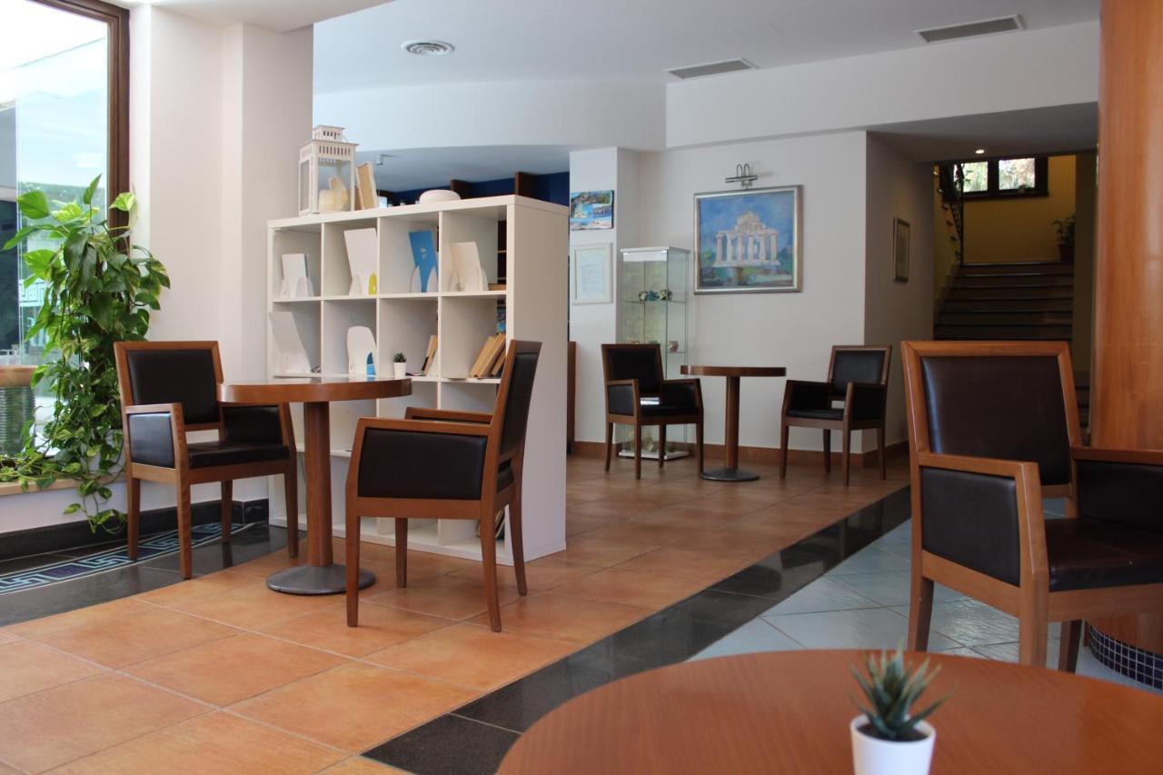 Parco Dei Principi Hotel Paestum Luaran gambar